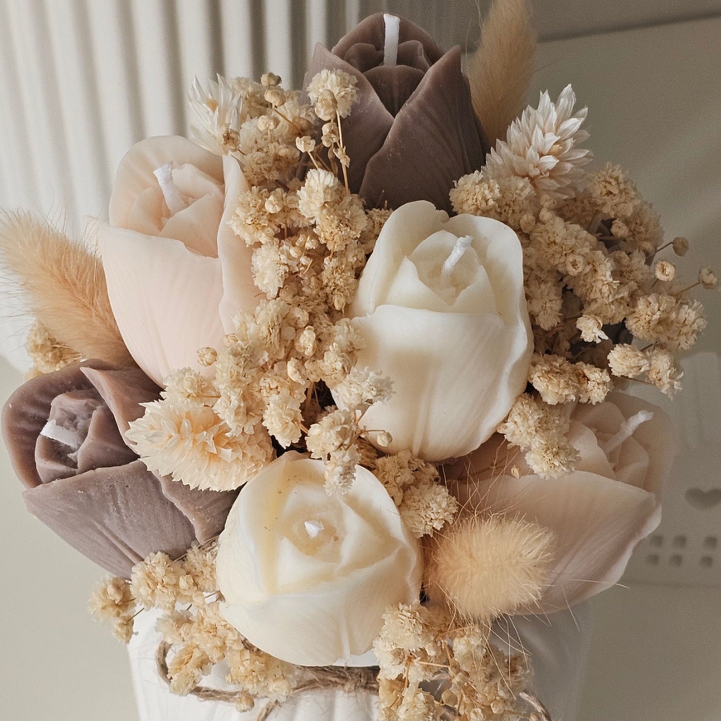 Handgemachter Tulpen Kerzenstrauß mit Rosenduft