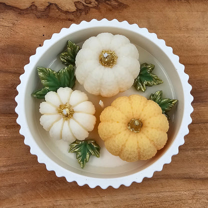 Kürbis-Kerze im Keraflott-Schälchen