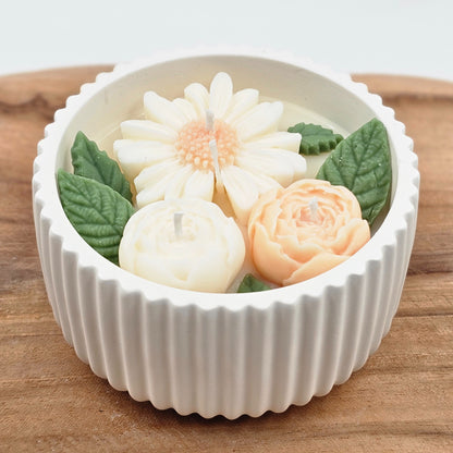 Blumen Kerze im Keraflott-Schälchen