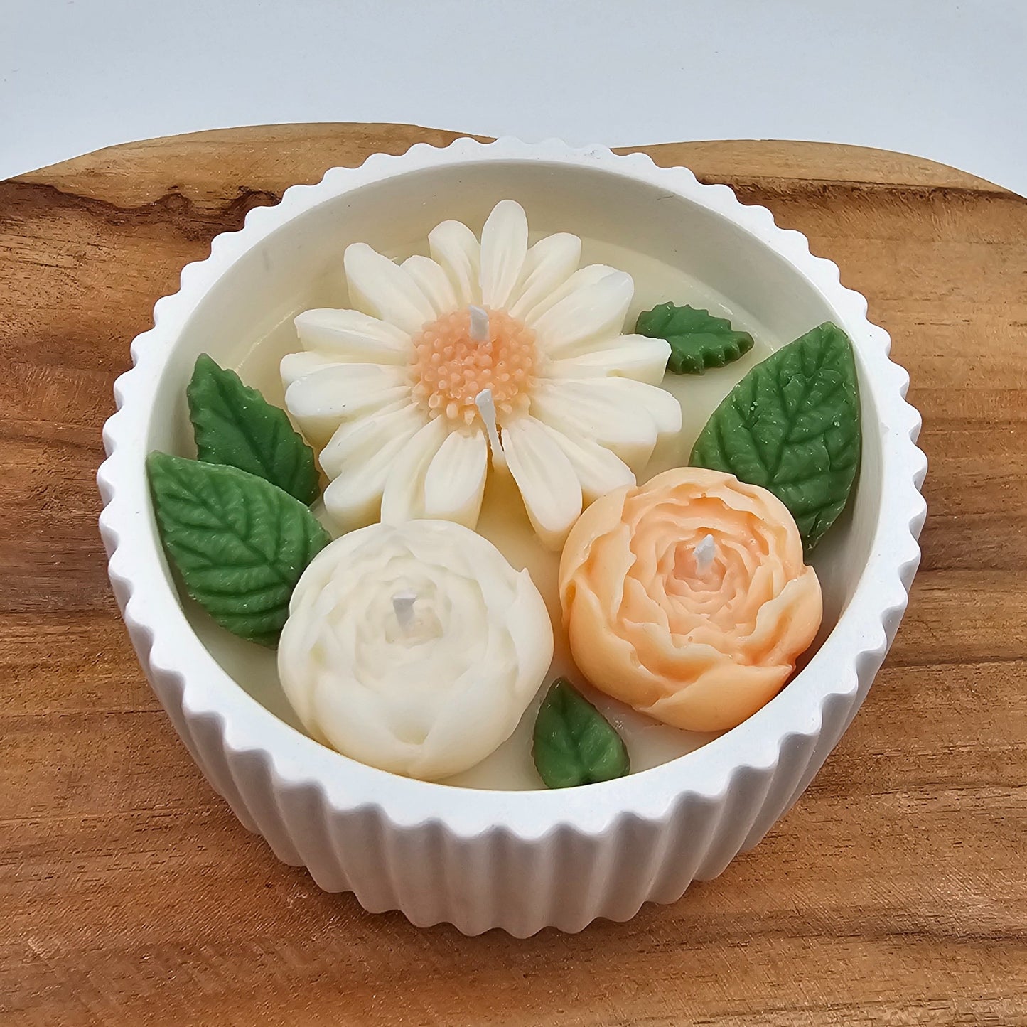 Blumen Kerze im Keraflott-Schälchen