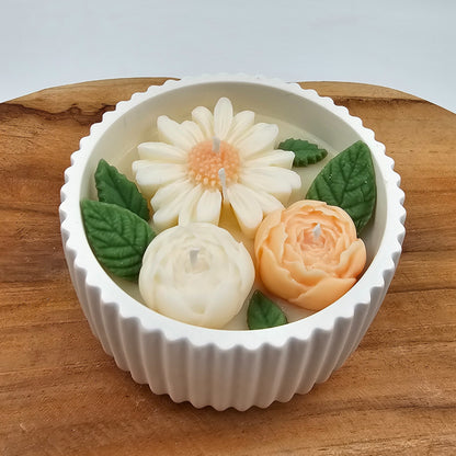 Blumen Kerze im Keraflott-Schälchen