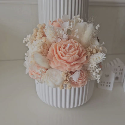 Kerzen-Blumenstrauß mit Duft in Weiß/Apricot